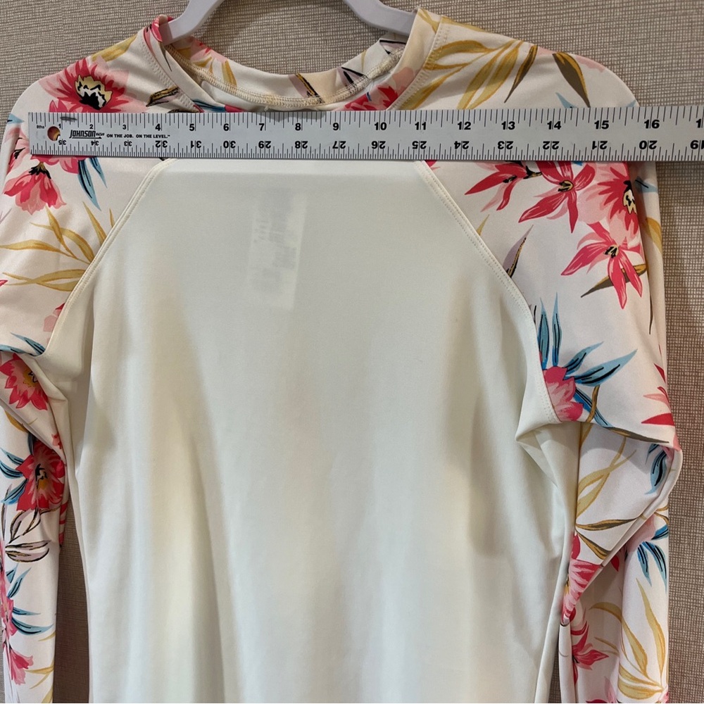 Billabong Women's Tropical Floral Long Sleeve Rashguard Surf Shirt Tee in XLarge - Picture 5 of 13